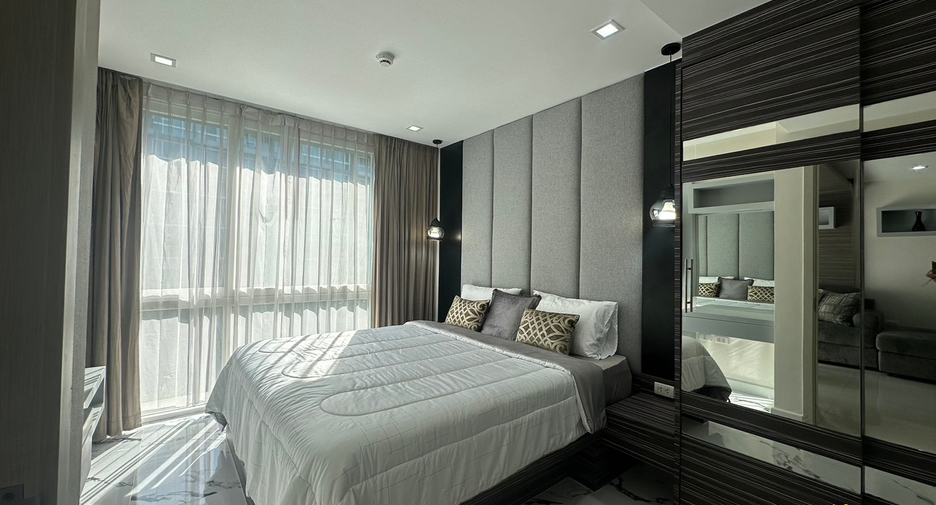 For rent 2 bedrooms condo in Bang Lamung, Chonburi
