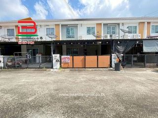 For sale 3 ベッドルーム townhouse in Khlong Luang, Pathum Thani