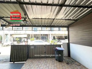 For sale 3 ベッドルーム townhouse in Khlong Luang, Pathum Thani