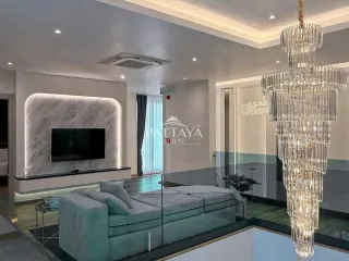 For rent 4 bedrooms villa in Bang Lamung, Chonburi