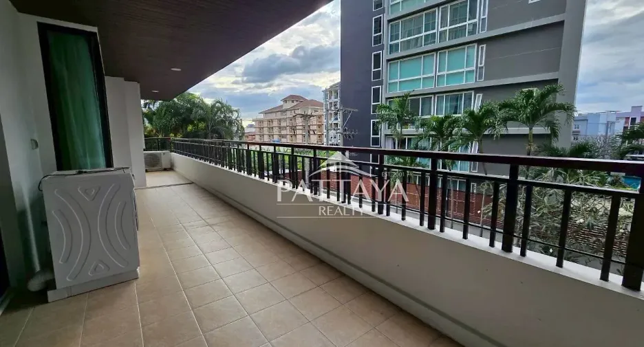 For rent 2 bedrooms apartment in Bang Lamung, Chonburi