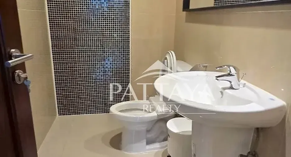 For rent 2 bedrooms apartment in Bang Lamung, Chonburi