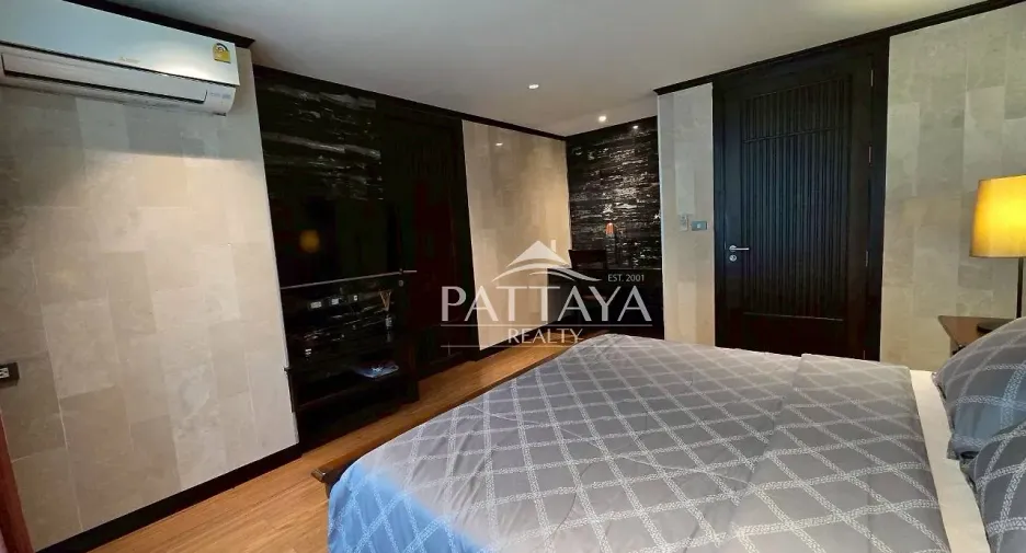 For rent 2 bedrooms apartment in Bang Lamung, Chonburi