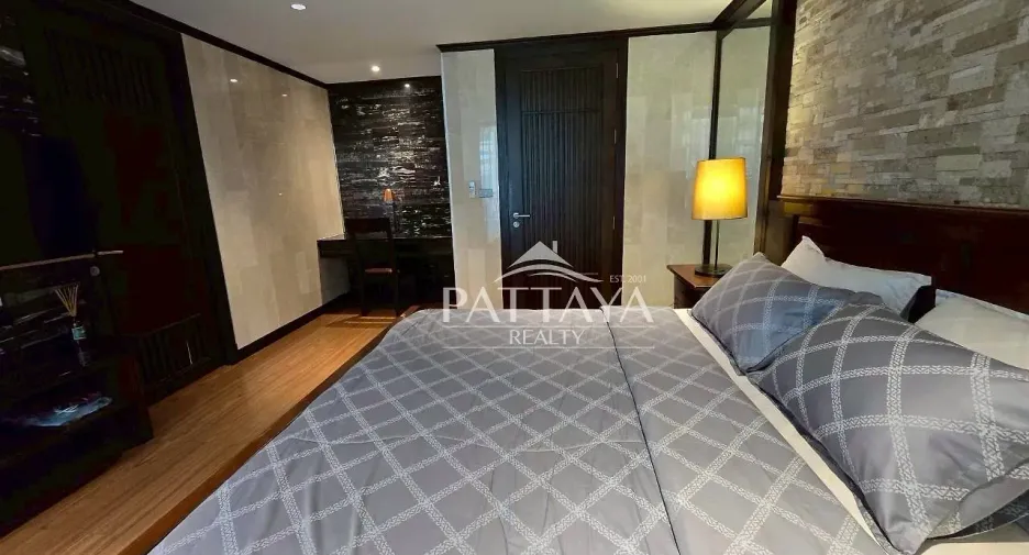 For rent 2 bedrooms apartment in Bang Lamung, Chonburi