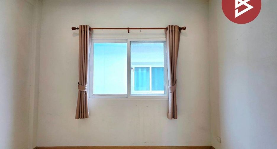 Reihenhaus zum Kauf mit 3 Zimmer in Krathum Baen, Samut Sakhon