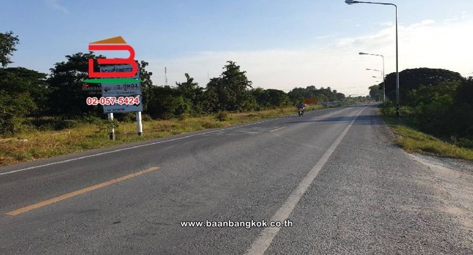 Casa en venta de 3 habitaciones en U Thong, Suphan Buri