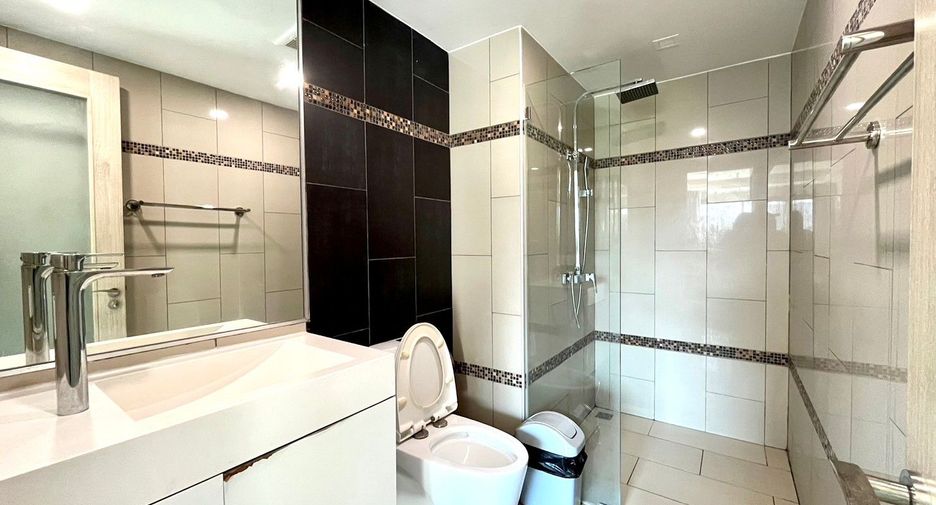 À louer et à vendre 1 chambre condo à Bang Lamung, Chonburi