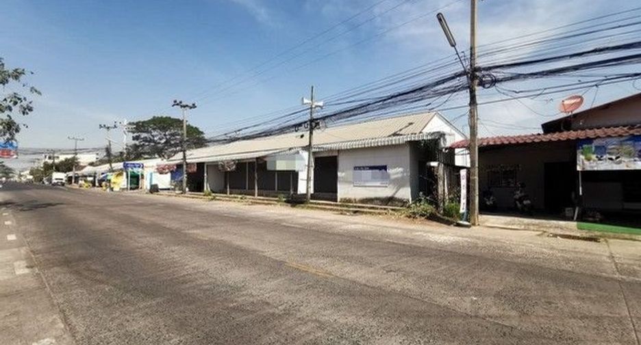 For sale 1 bed retail Space in Sanom, Surin