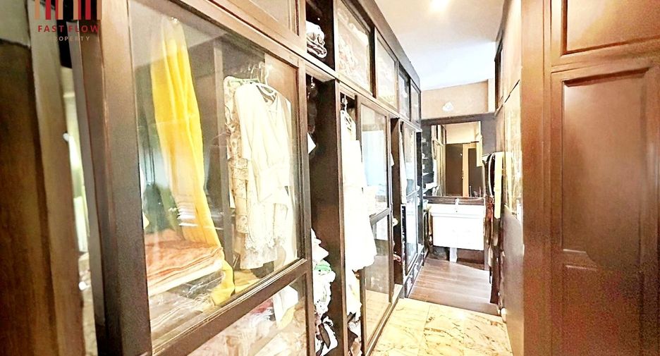 For sale 5 ベッドルーム house in Phra Pradaeng, Samut Prakan
