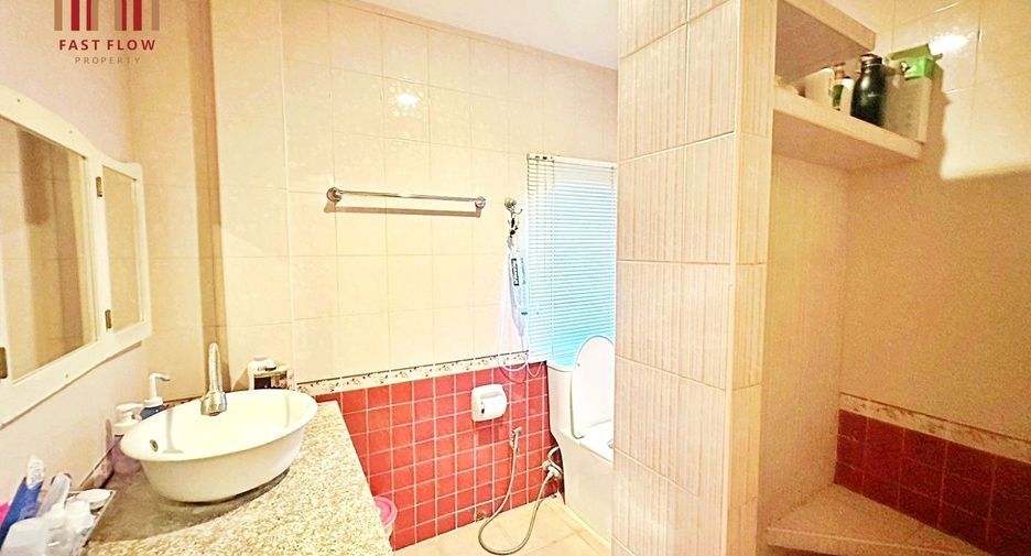 For sale 5 ベッドルーム house in Phra Pradaeng, Samut Prakan