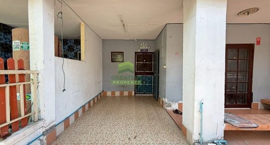 Reihenhaus zur Miete und zum Kauf mit 3 Zimmer in Thanyaburi, Pathum Thani