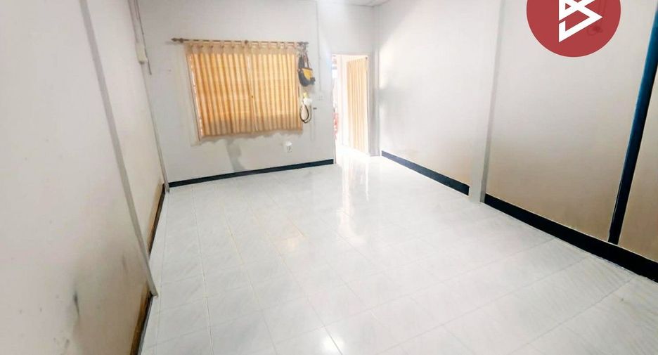 For sale 1 bed townhouse in Mueang Chachoengsao, Chachoengsao