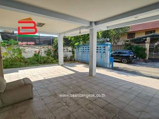 Casa en venta de 5 habitaciones en Bang Khun Thian, Bangkok