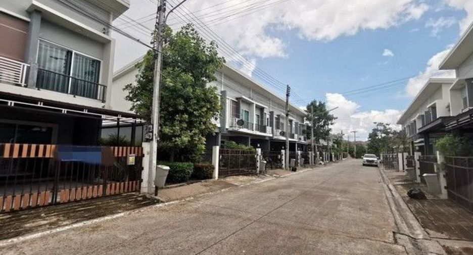 Casa adosada en venta de 1 habitaciones en Nong Han, Udon Thani