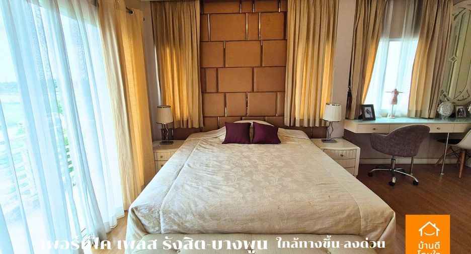 For sale 3 bedrooms house in Mueang Pathum Thani, Pathum Thani