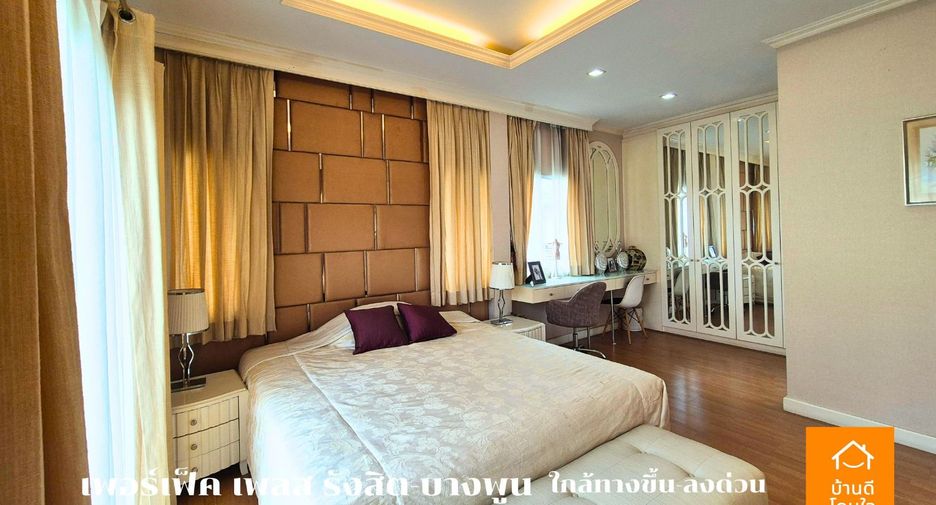 For sale 3 bedrooms house in Mueang Pathum Thani, Pathum Thani