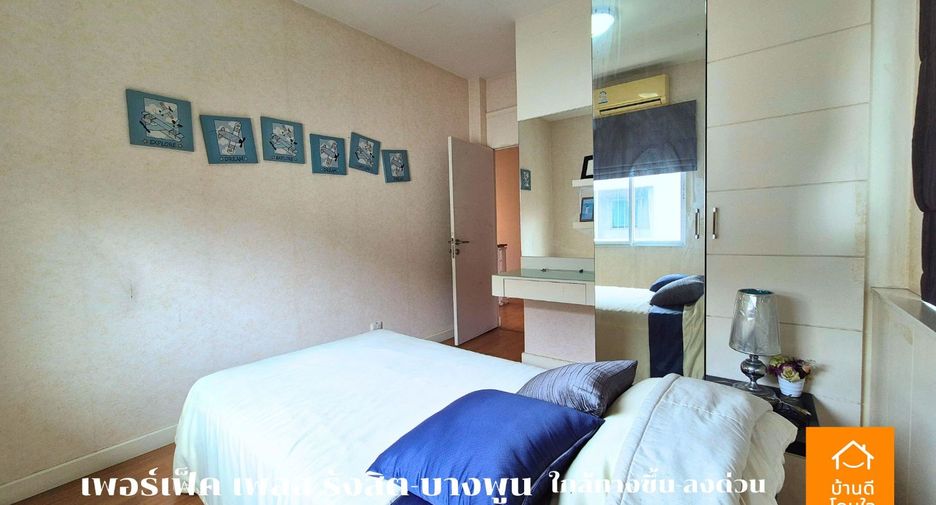 For sale 3 bedrooms house in Mueang Pathum Thani, Pathum Thani