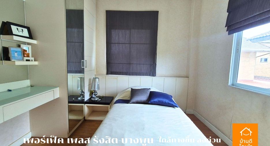 For sale 3 bedrooms house in Mueang Pathum Thani, Pathum Thani