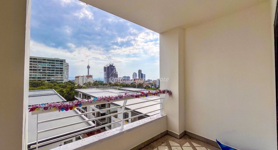 For sale studio condo in Bang Lamung, Chonburi