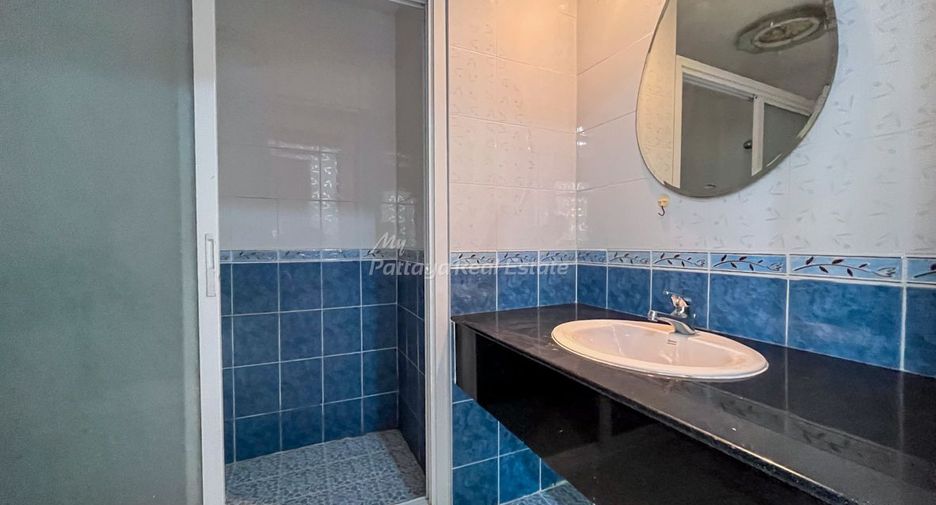 For sale studio condo in Bang Lamung, Chonburi