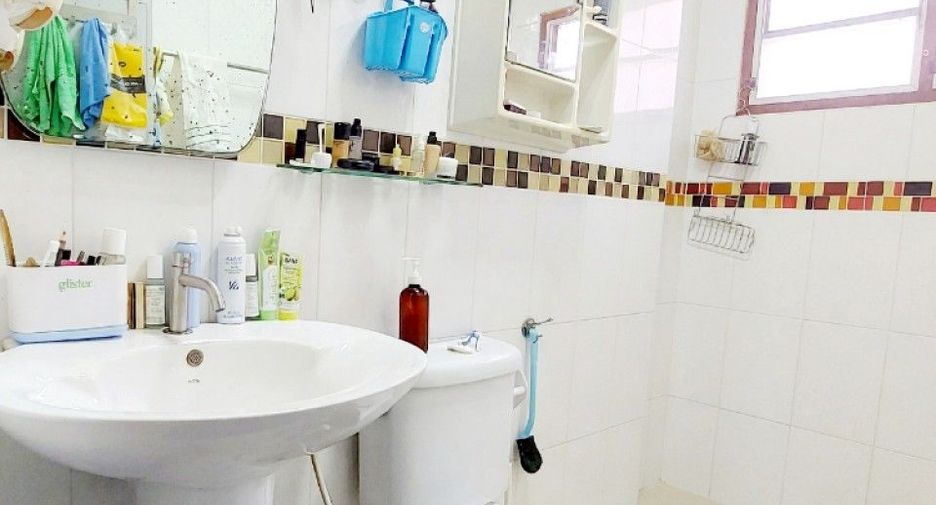 For sale 2 bedrooms house in Ban Phue, Udon Thani
