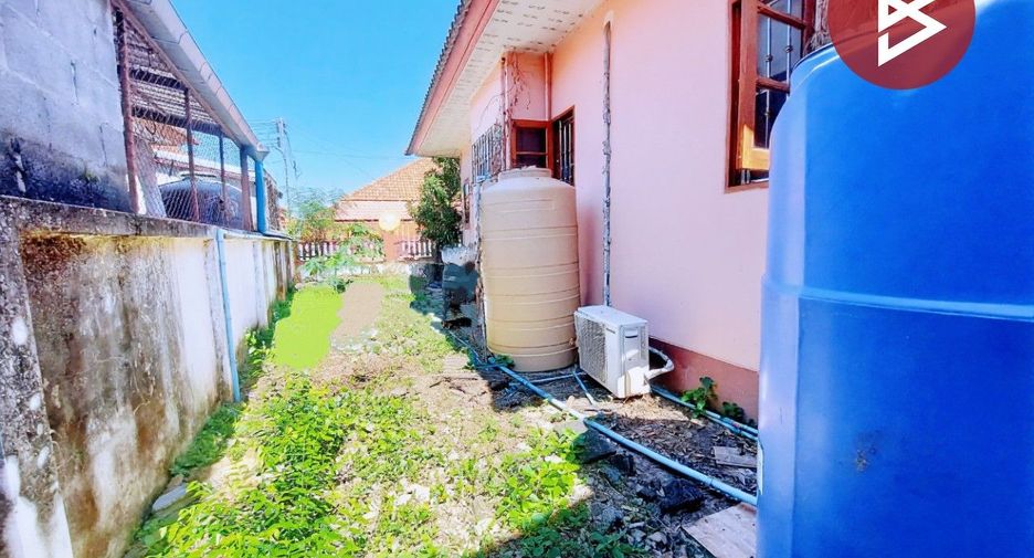 For sale 2 bedrooms house in Ban Phue, Udon Thani