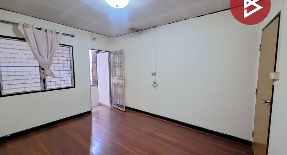 For sale 2 bedrooms townhouse in Sai Mai, Bangkok