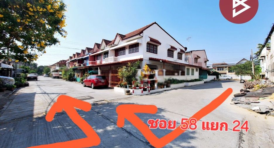 For sale 2 bedrooms townhouse in Sai Mai, Bangkok