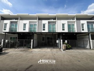 For sale 3 bedrooms townhouse in Sam Phran, Nakhon Pathom