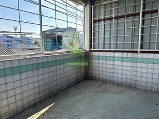 For sale 3 bedrooms retail Space in Phra Khanong, Bangkok
