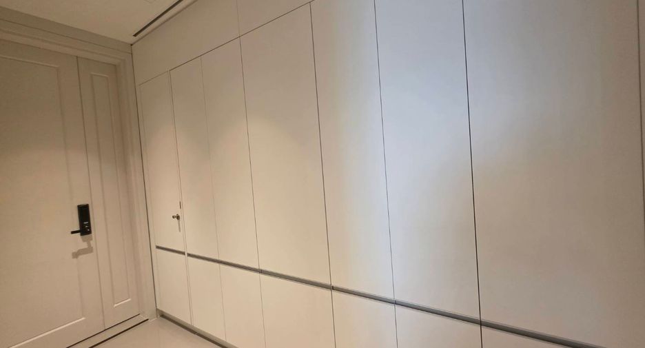 For rent and for sale 2 bedrooms condo in Sathon, Bangkok