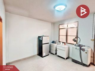Casa adosada en venta de 4 habitaciones en Bang Na, Bangkok