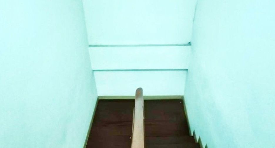 Casa adosada en venta de 4 habitaciones en Bang Na, Bangkok