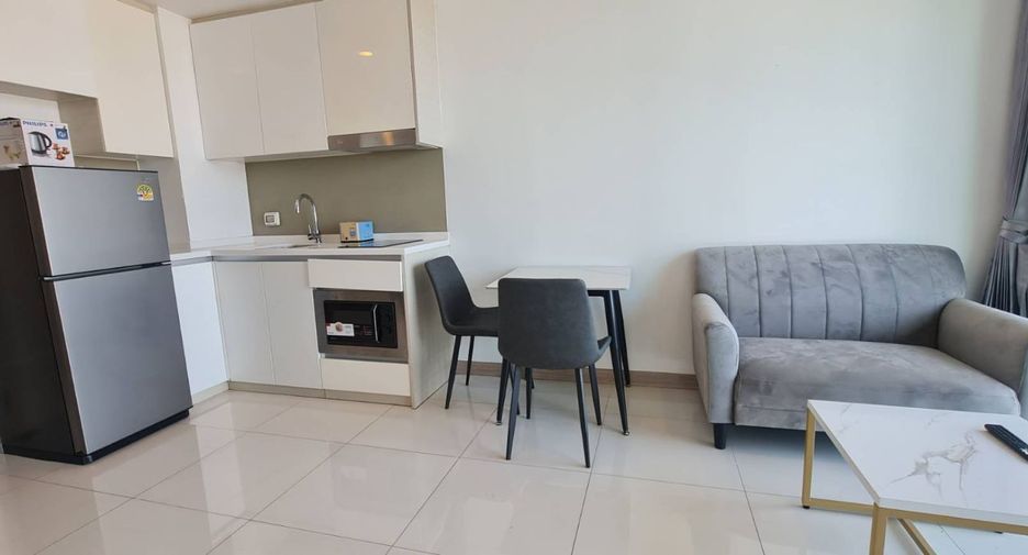 Wohnung zur Miete mit 1 Zimmer in Bang Lamung, Chonburi
