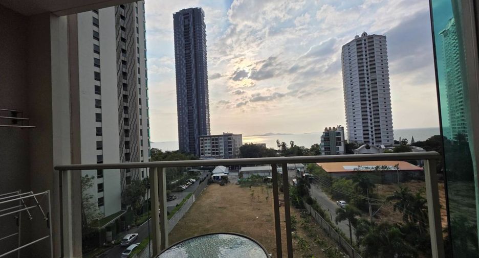 Condo en alquiler de 2 habitaciones en Bang Lamung, Chonburi