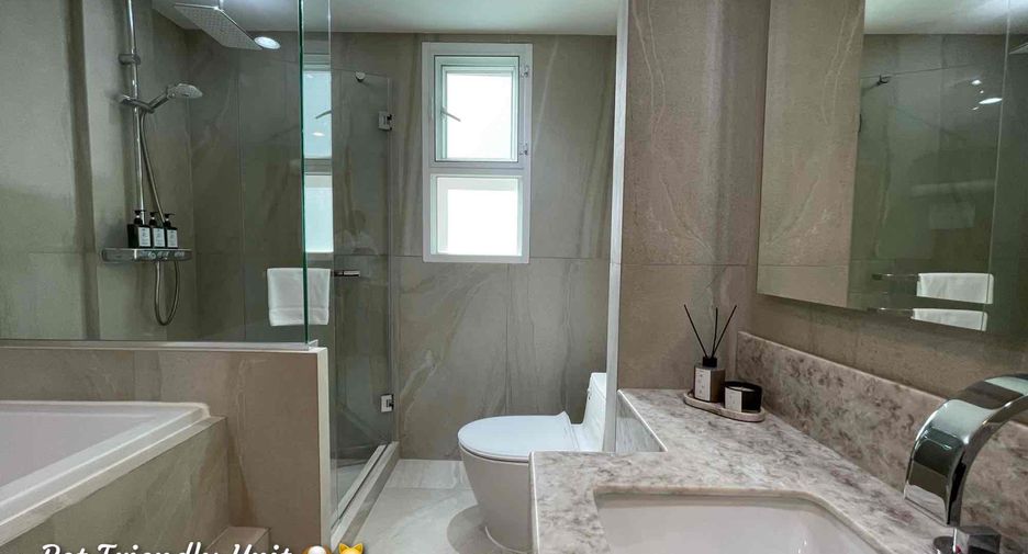 Apartamento en alquiler de 3 habitaciones en Khlong Toei, Bangkok