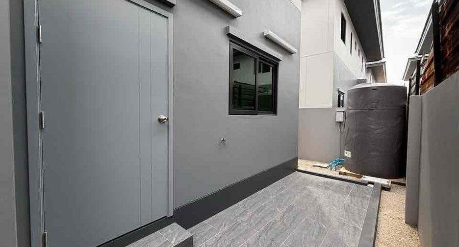 Haus zum Kauf mit 4 Zimmer in Bang Lamung, Chonburi