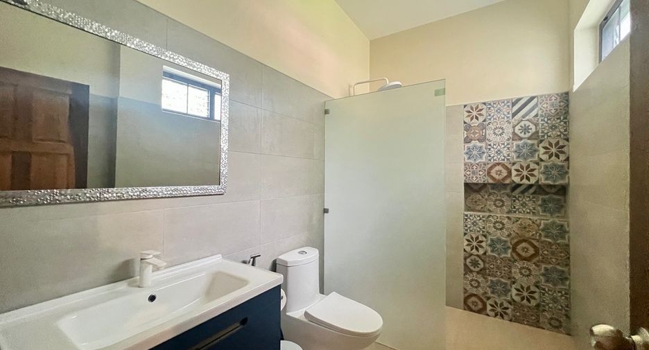 Villa zur Miete und zum Kauf mit 4 Zimmer in Mueang Krabi, Krabi