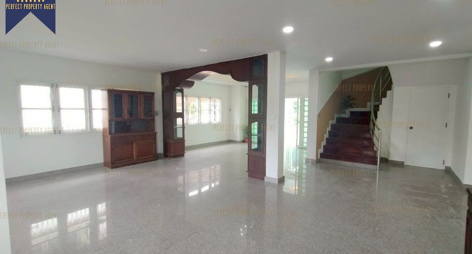 For sale 5 bedrooms house in Min Buri, Bangkok