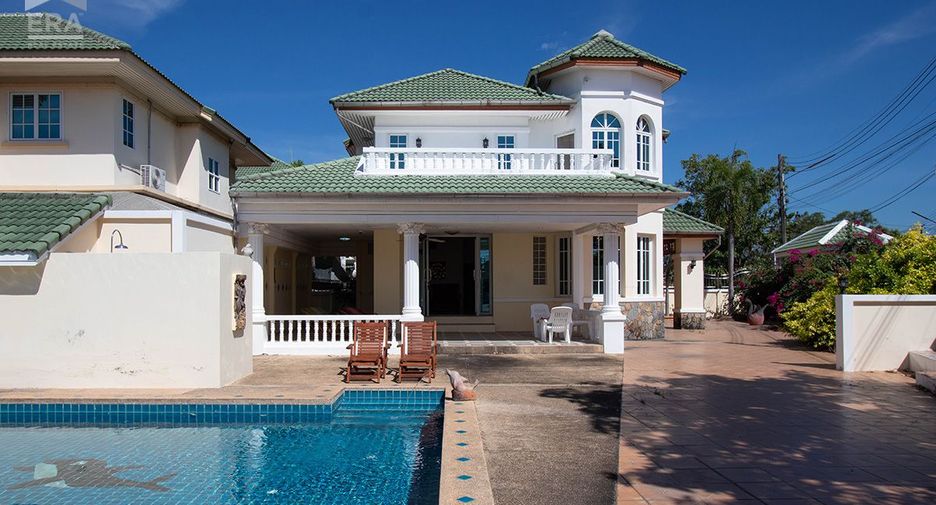 For sale 3 ベッドルーム house in Mueang Rayong, Rayong