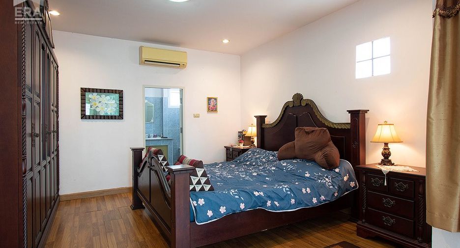 For sale 3 ベッドルーム house in Mueang Rayong, Rayong