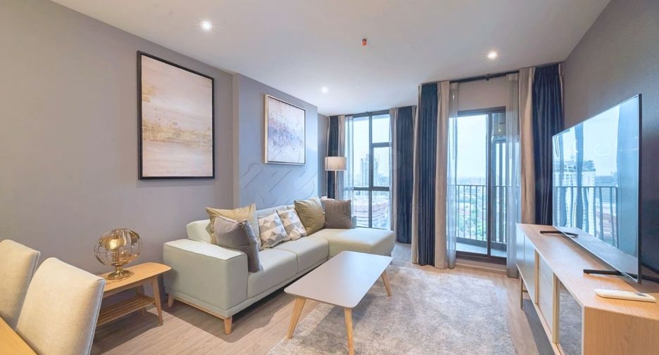 Condo en alquiler y en venta de 3 habitaciones en Watthana, Bangkok