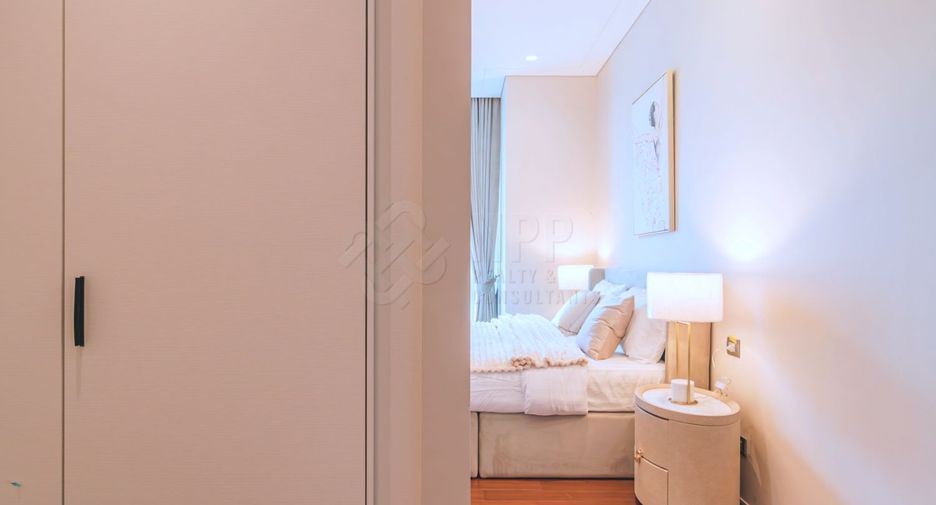 For rent and for sale 2 bedrooms condo in Pathum Wan, Bangkok