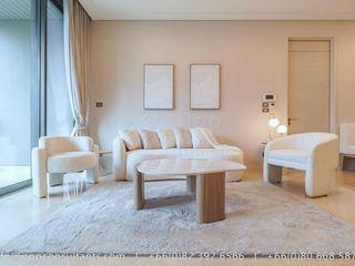 For rent and for sale 2 bedrooms condo in Pathum Wan, Bangkok