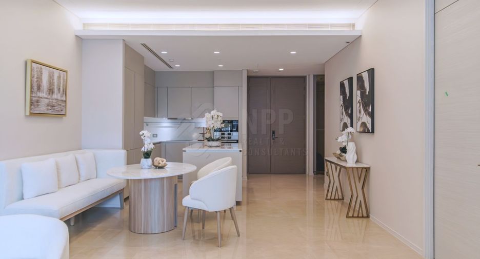 For rent and for sale 2 bedrooms condo in Pathum Wan, Bangkok