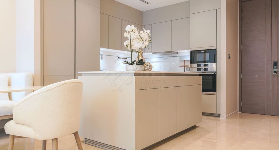 For rent and for sale 2 bedrooms condo in Pathum Wan, Bangkok