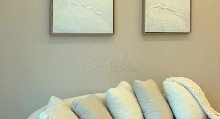 For rent and for sale 2 bedrooms condo in Pathum Wan, Bangkok