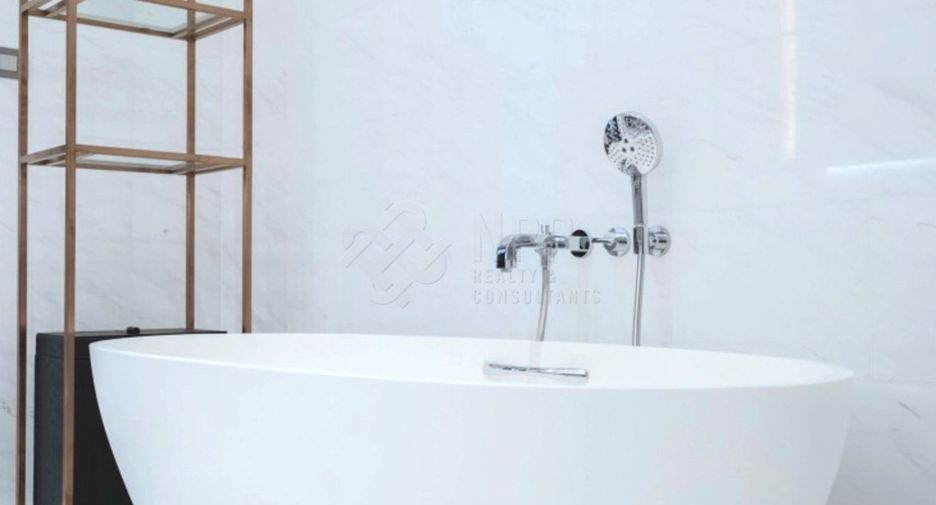 For rent and for sale 5 bedrooms condo in Pathum Wan, Bangkok