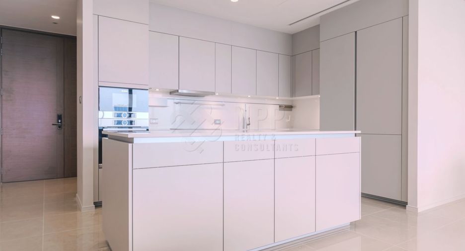 For rent and for sale 5 bedrooms condo in Pathum Wan, Bangkok