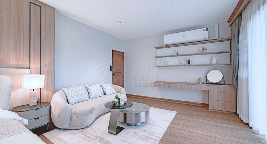 Casa en alquiler y en venta de 5 habitaciones en Khlong Toei, Bangkok